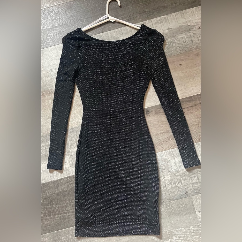 LULU’S BACKLESS BODYCON DRESS - Picture 3 of 4